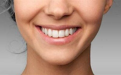 RISA, SONRISA, ALEGRÍA   por   Elena Conde Guerri